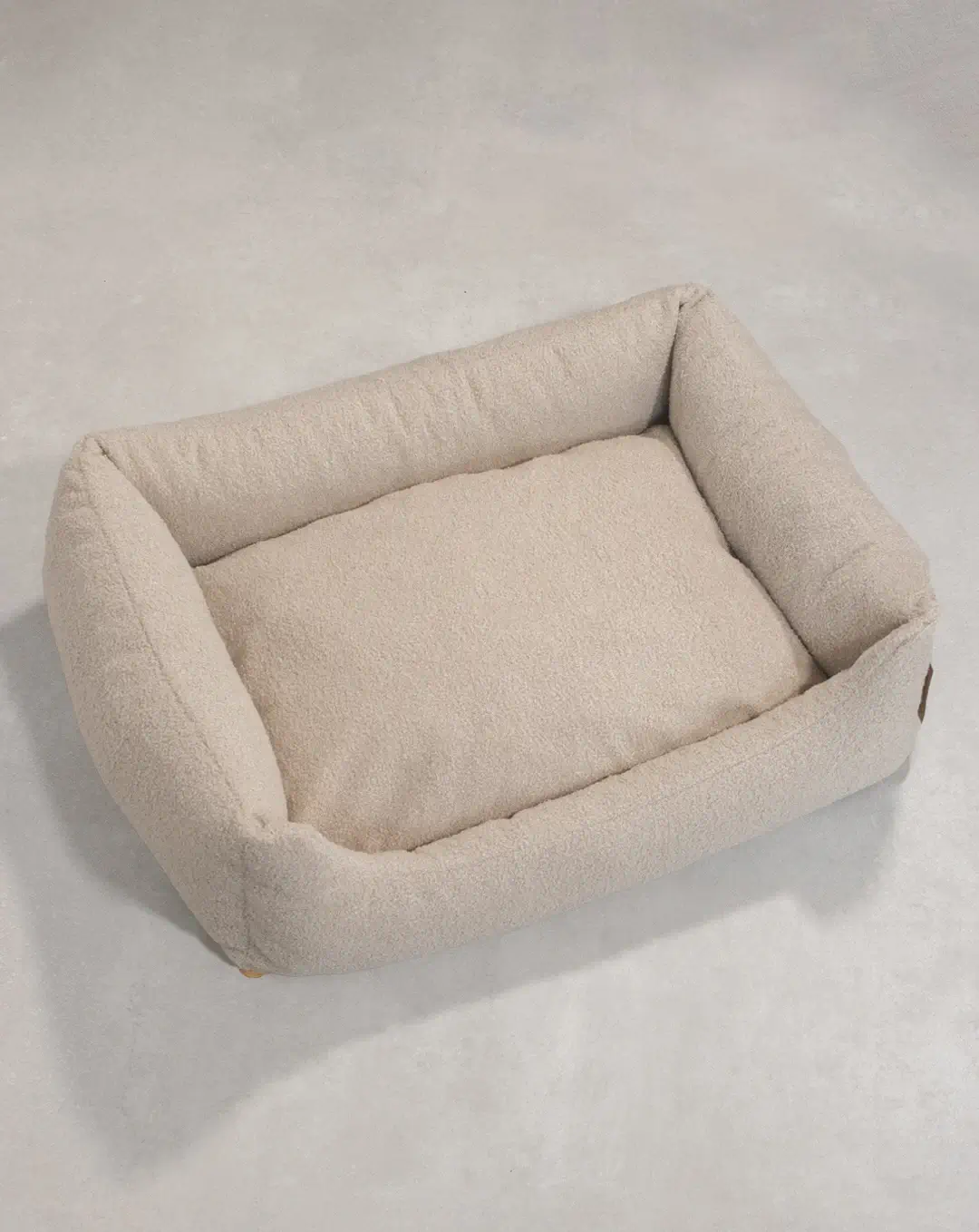BUDDY. Hundezubehör Hundebett mit Rand - LeFluff - aus recycelten Materialien