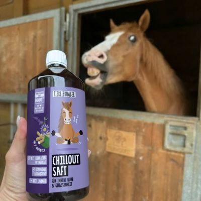Thumbnail 2: Tierliebhaber Chilloutsaft für Pferde - Natürliche Beruhigungshilfe