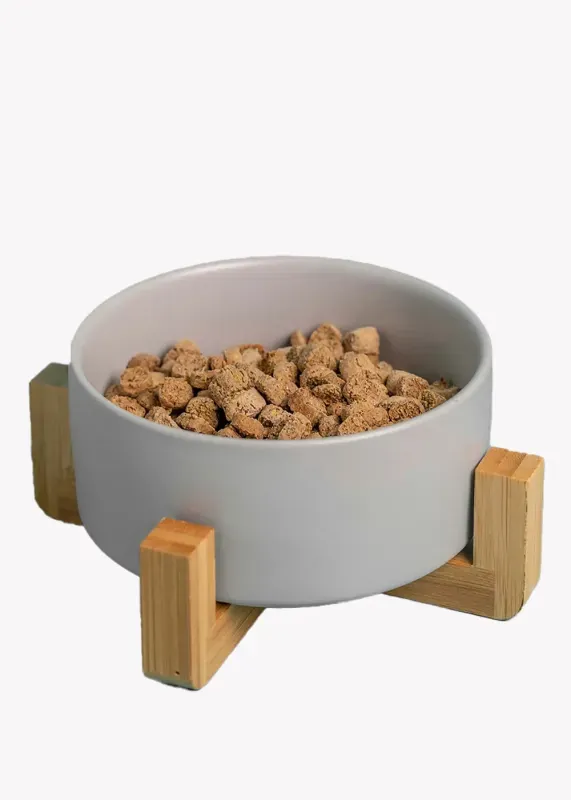 Greenhero Futternapf mit dekorativem Holzfuß | grau