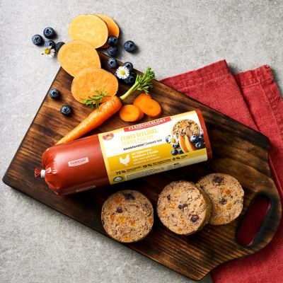 Thumbnail 3: Fleischeslust Feines Geflügel mit Süßkartoffel, Heidelbeere & Kamille 15 x 200 g