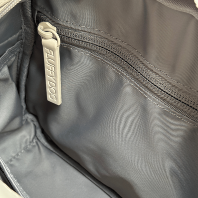 Thumbnail 8: Fluffy Dog Daily Crossbody Bag – vegane Gassitasche mit Fächern, Kotbeutelspender & verstellbarem Gurt
